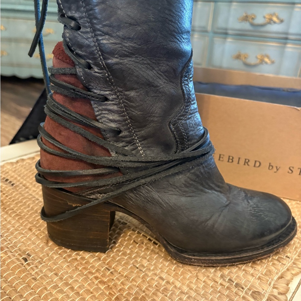 Freebird By Steven Coal Boots in black - Picture 3 of 15